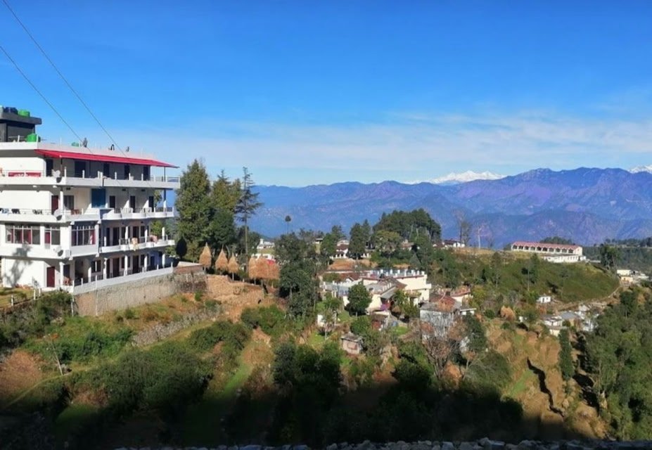 Hotel Taj Himalaya (Khirsu)